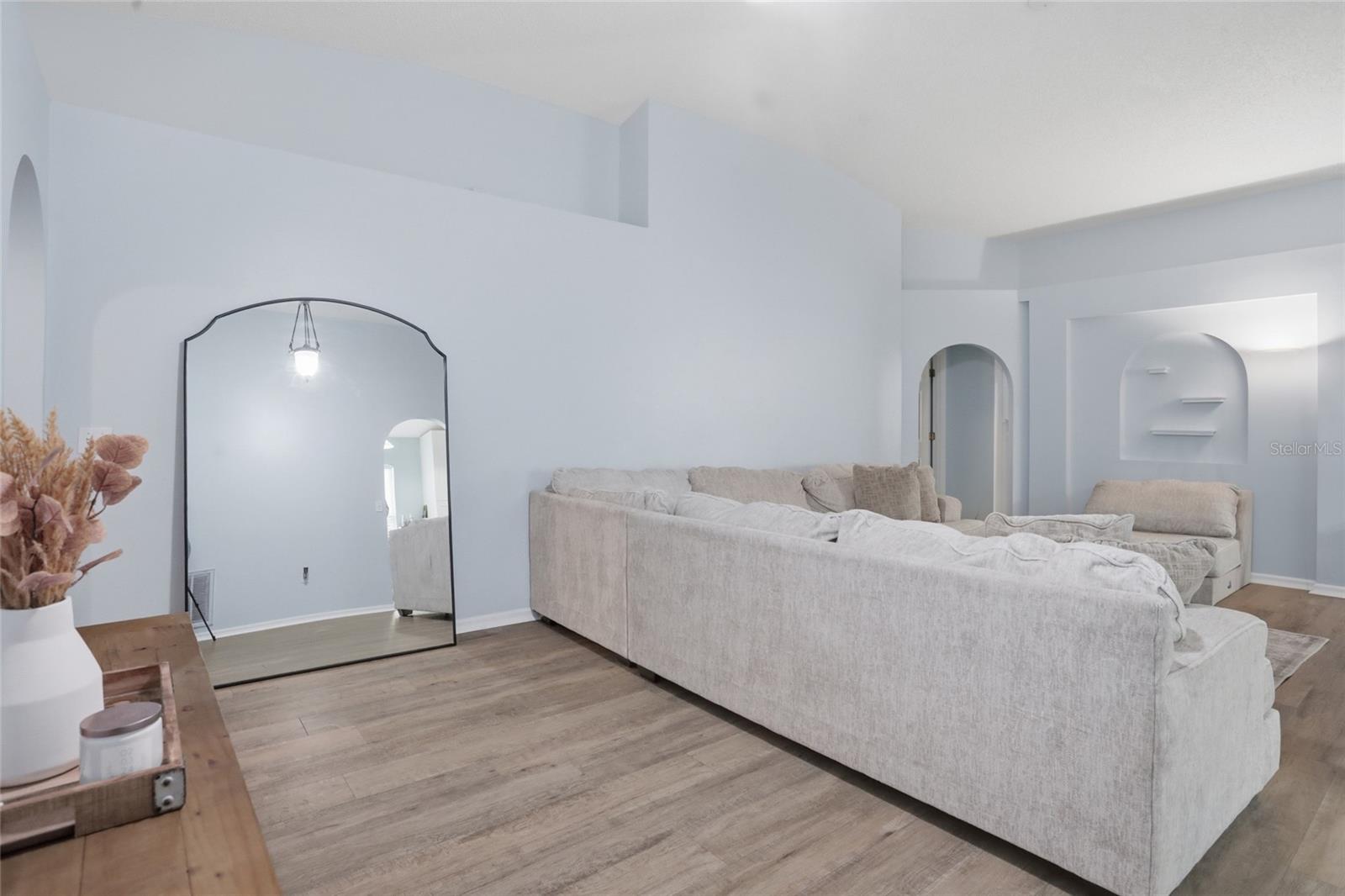2015 CORNER SCHOOL DR, ORLANDO, FL, 32820