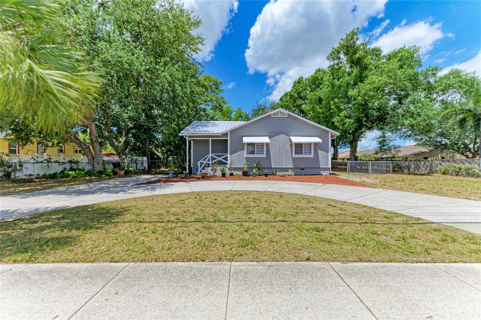 939 N LOCKWOOD RIDGE RD, SARASOTA, FL, 34237