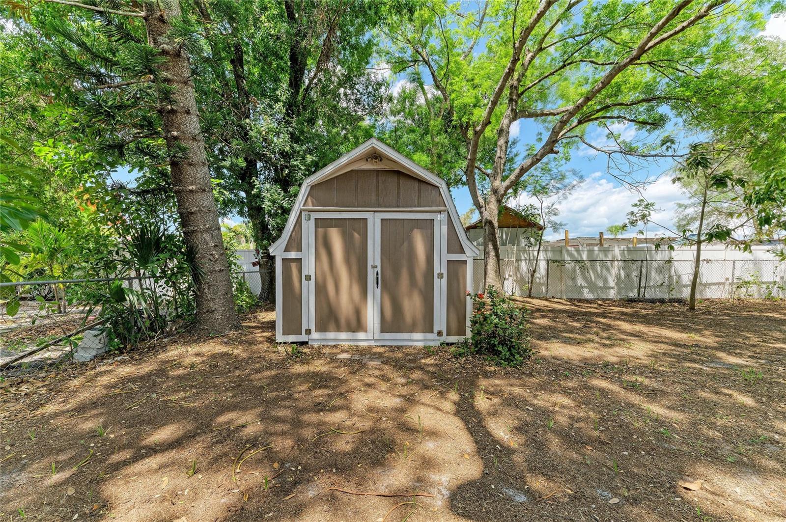 939 N LOCKWOOD RIDGE RD, SARASOTA, FL, 34237
