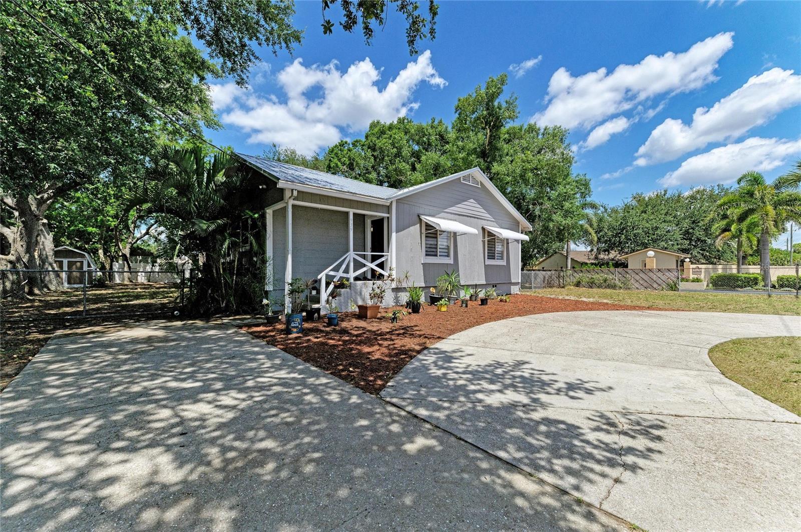 939 N LOCKWOOD RIDGE RD, SARASOTA, FL, 34237