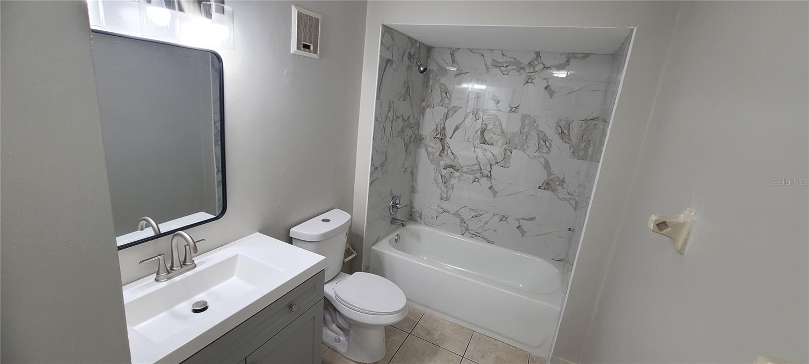 2118 OAK MEADOW CIR, SOUTH DAYTONA, FL, 32119