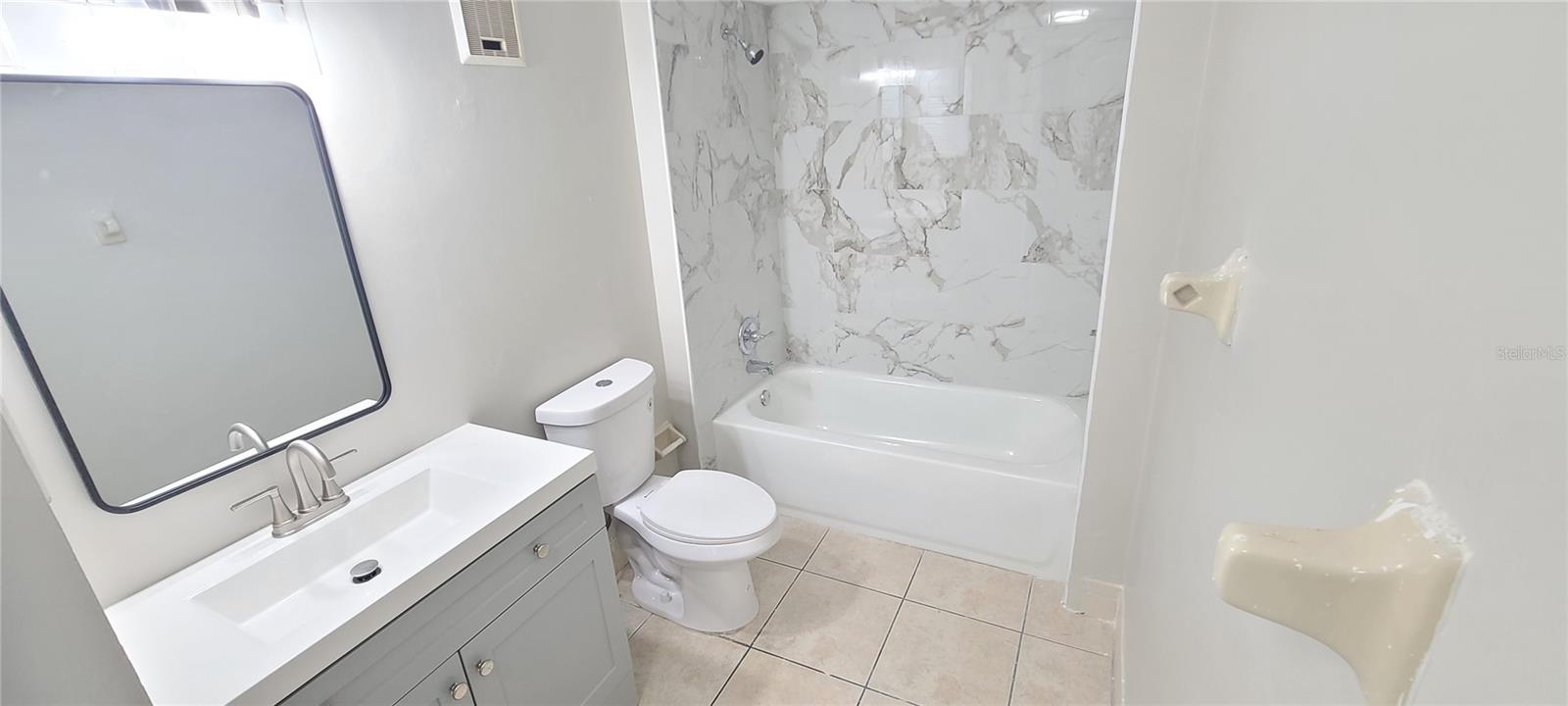 2118 OAK MEADOW CIR, SOUTH DAYTONA, FL, 32119