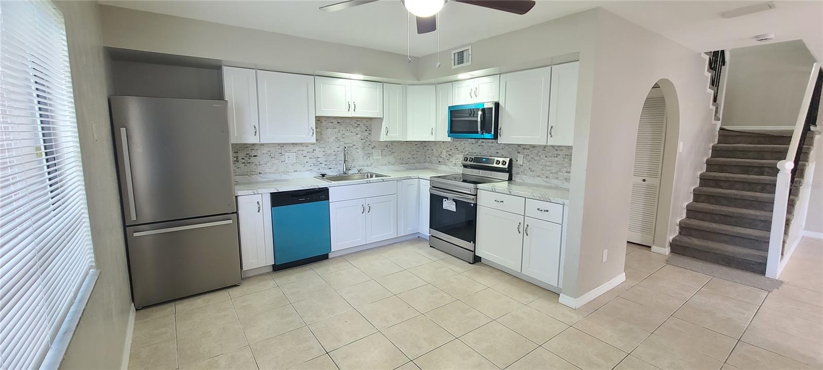 2118 OAK MEADOW CIR, SOUTH DAYTONA, FL, 32119