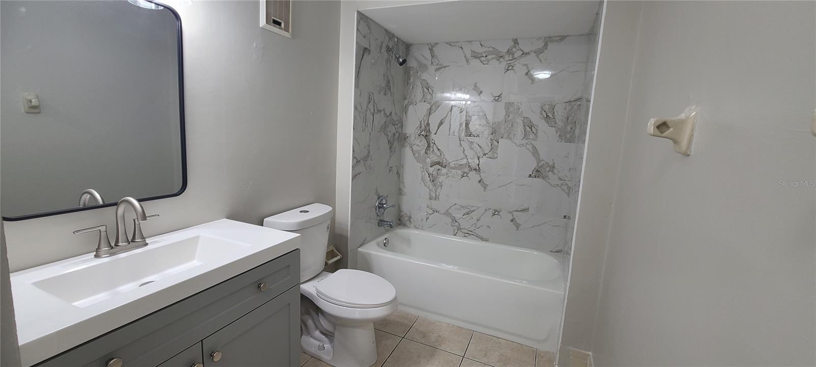 2118 OAK MEADOW CIR, SOUTH DAYTONA, FL, 32119