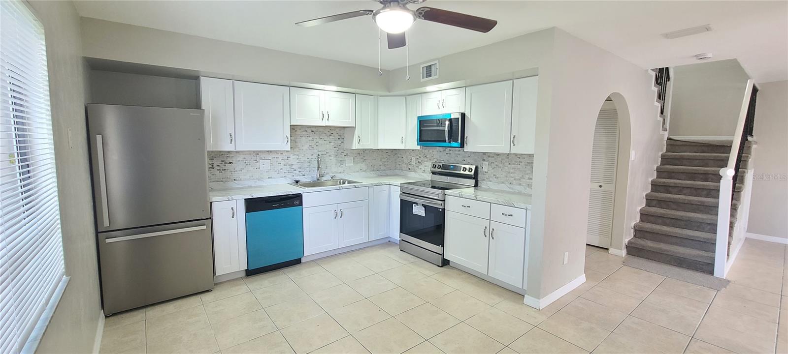 2118 OAK MEADOW CIR, SOUTH DAYTONA, FL, 32119