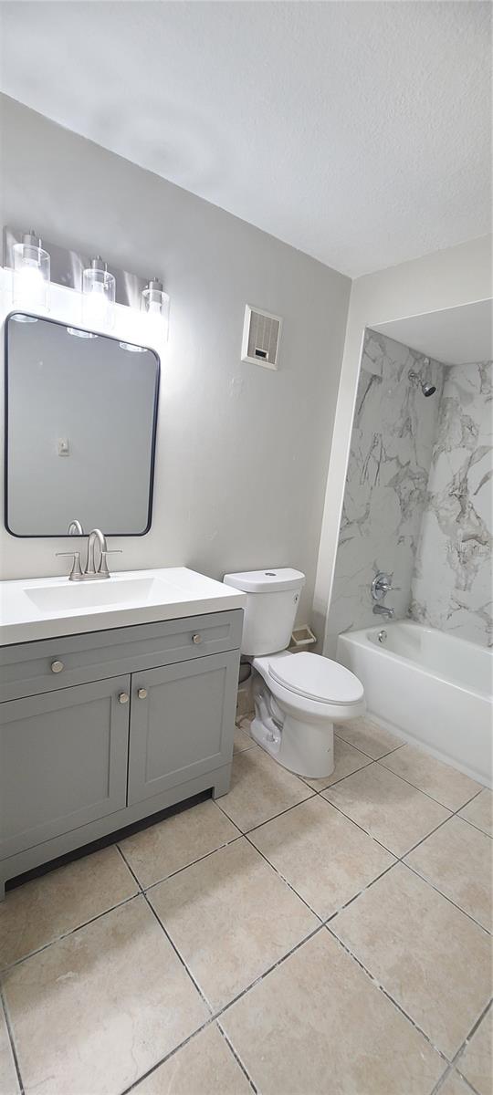 2118 OAK MEADOW CIR, SOUTH DAYTONA, FL, 32119