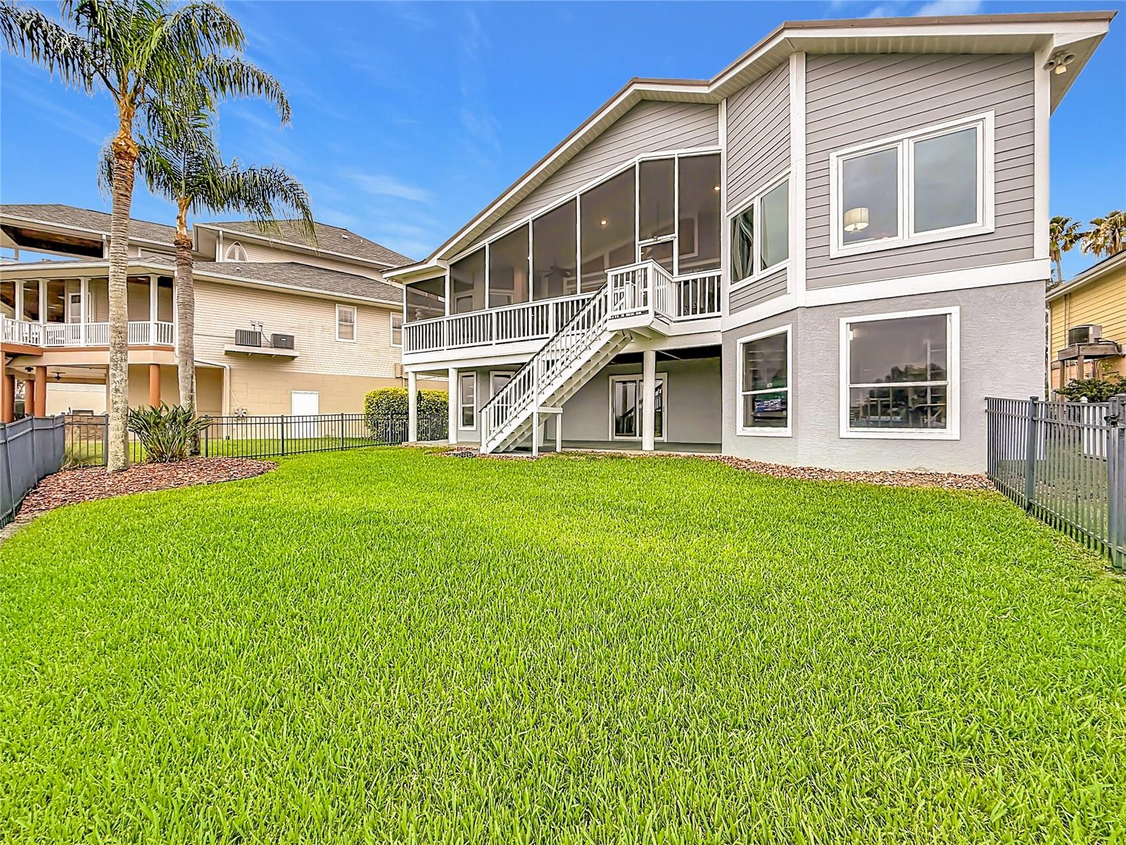 2021 NORTH POINTE ALEXIS DR, TARPON SPRINGS, FL, 34689