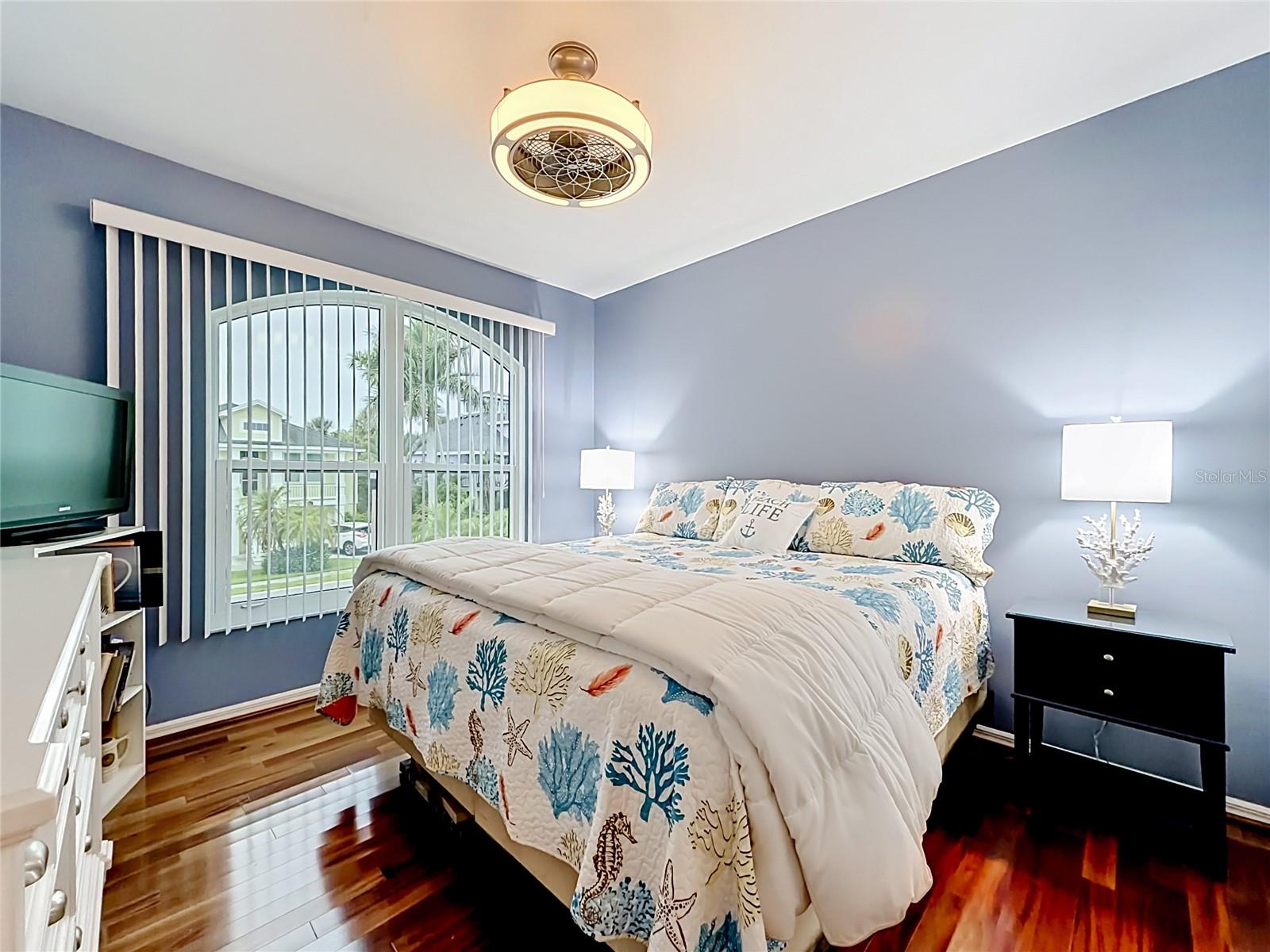 2021 NORTH POINTE ALEXIS DR, TARPON SPRINGS, FL, 34689