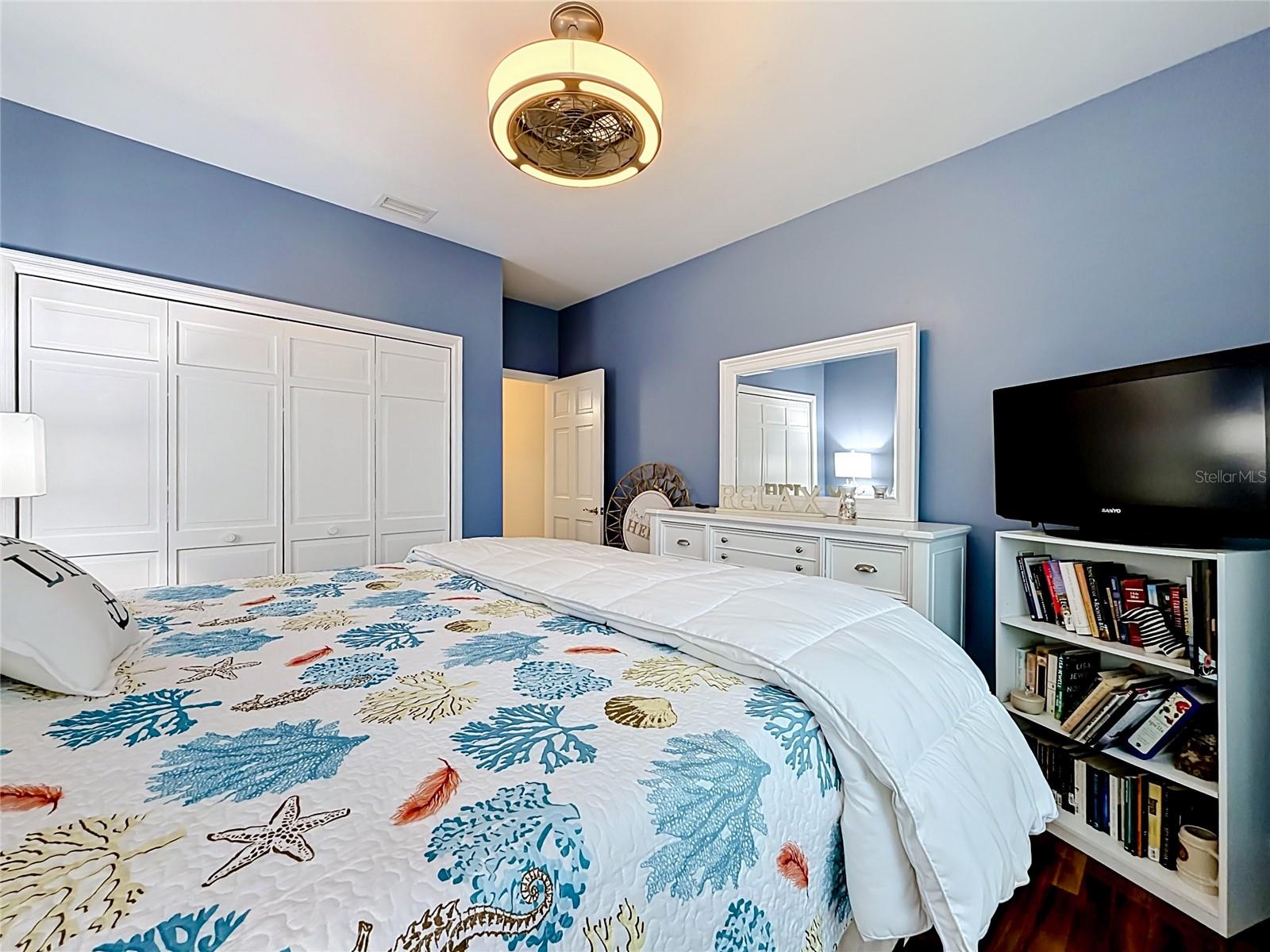 2021 NORTH POINTE ALEXIS DR, TARPON SPRINGS, FL, 34689
