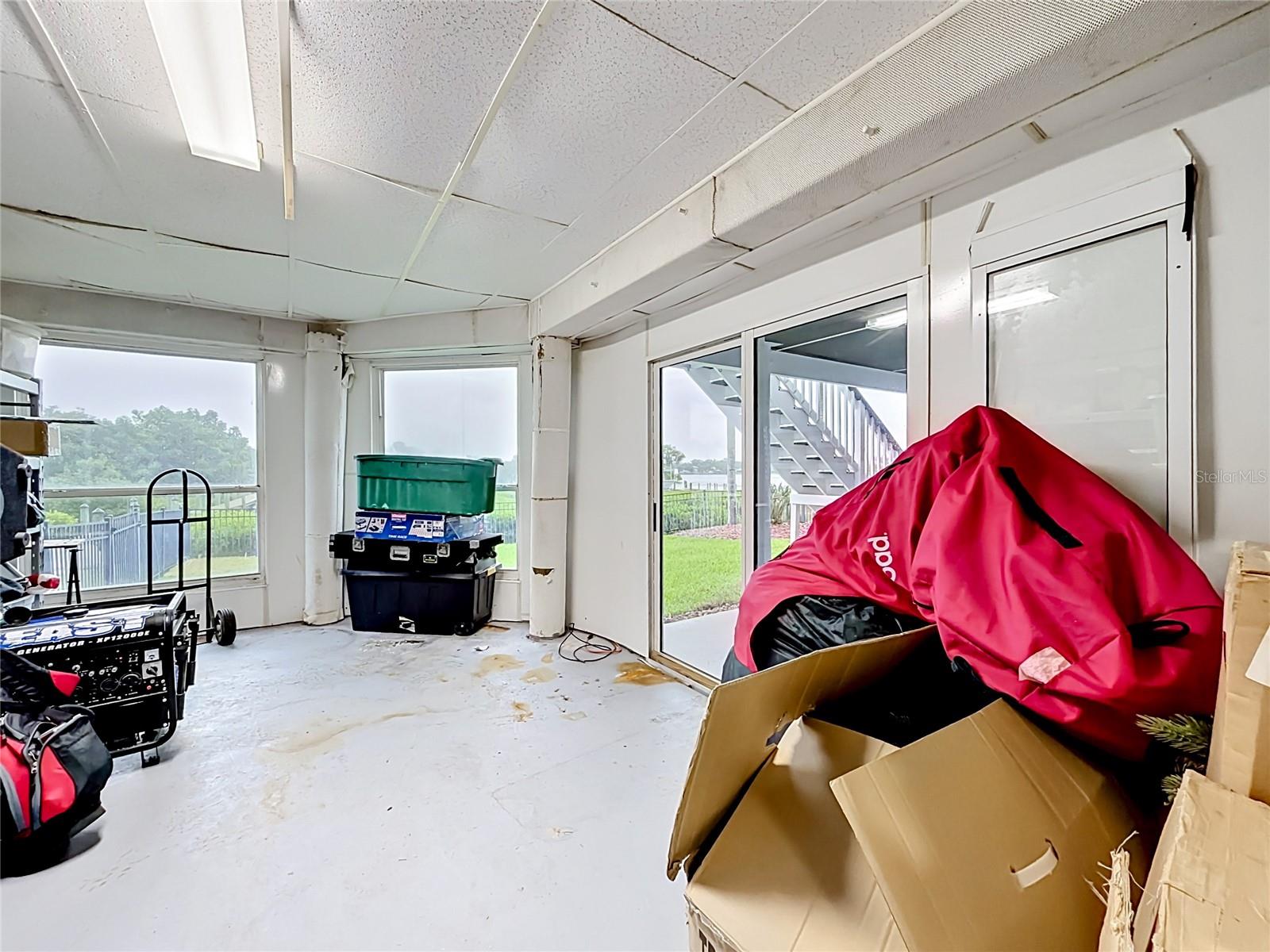 2021 NORTH POINTE ALEXIS DR, TARPON SPRINGS, FL, 34689
