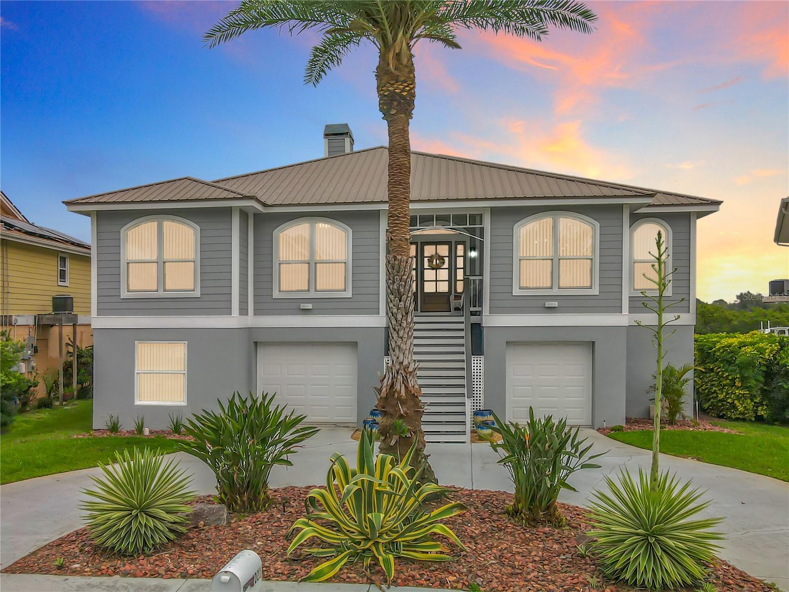 2021 NORTH POINTE ALEXIS DR, TARPON SPRINGS, FL, 34689
