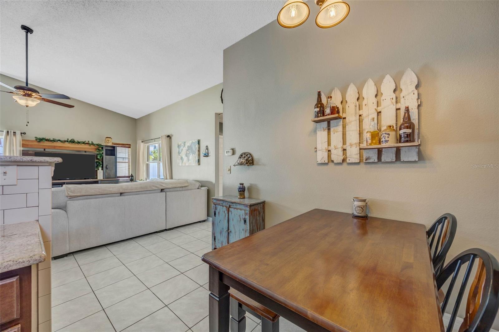 13423 LARAWAY DR, RIVERVIEW, FL, 33579