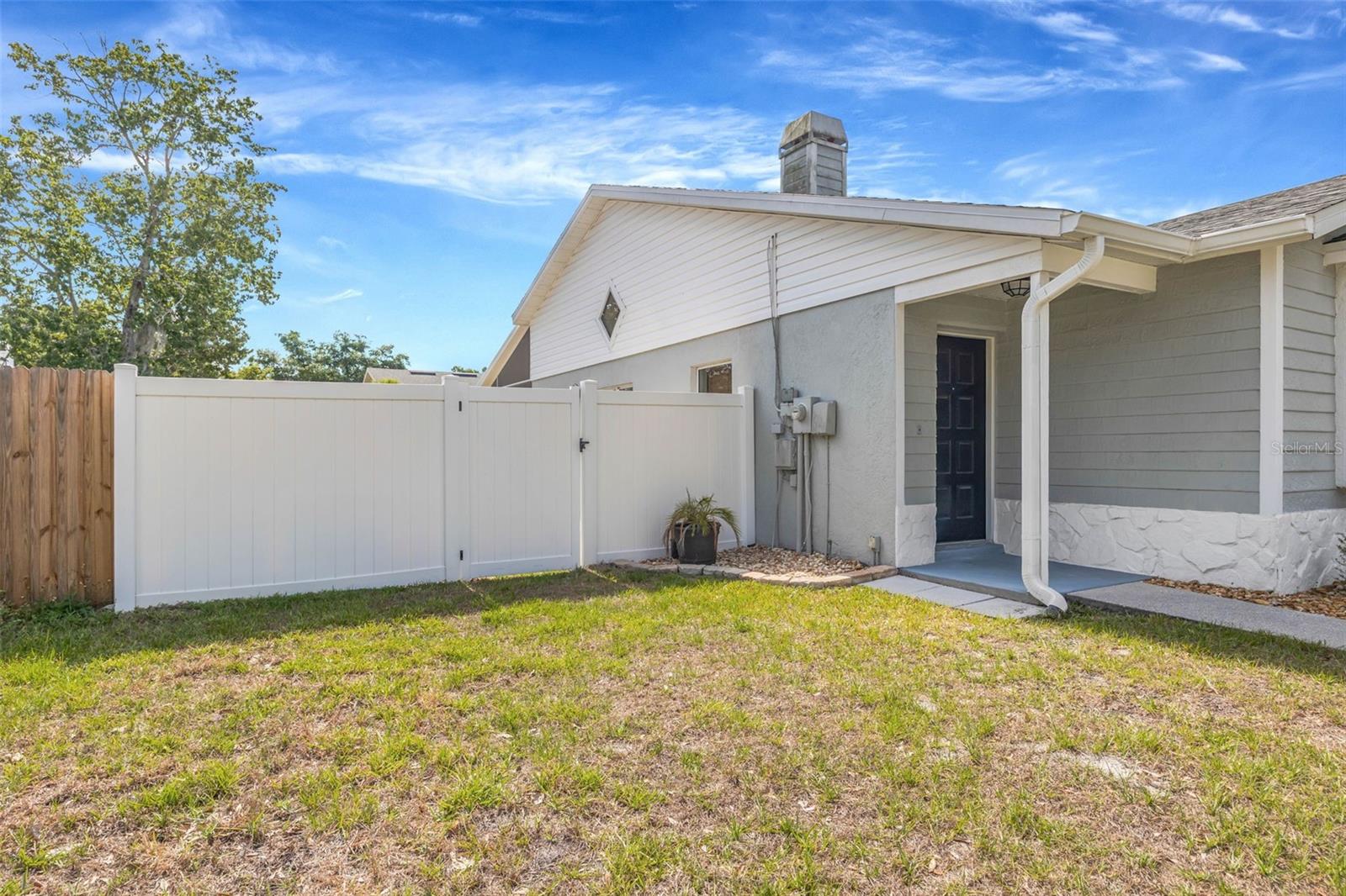 13423 LARAWAY DR, RIVERVIEW, FL, 33579