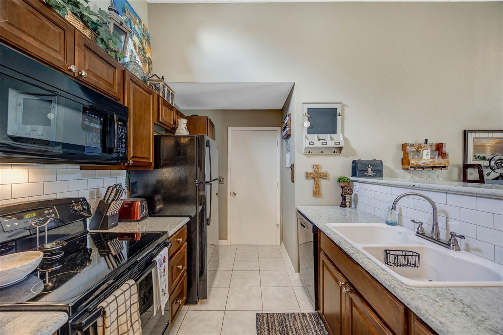13423 LARAWAY DR, RIVERVIEW, FL, 33579