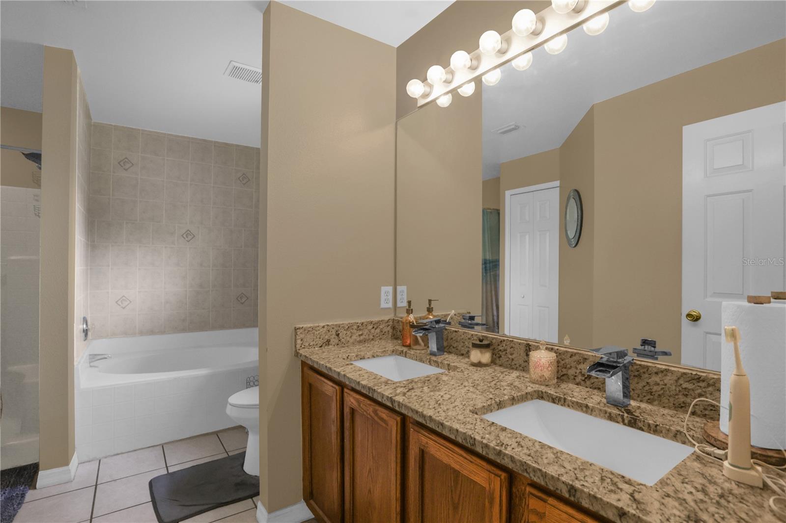 2940 EVANS DR, KISSIMMEE, FL, 34758