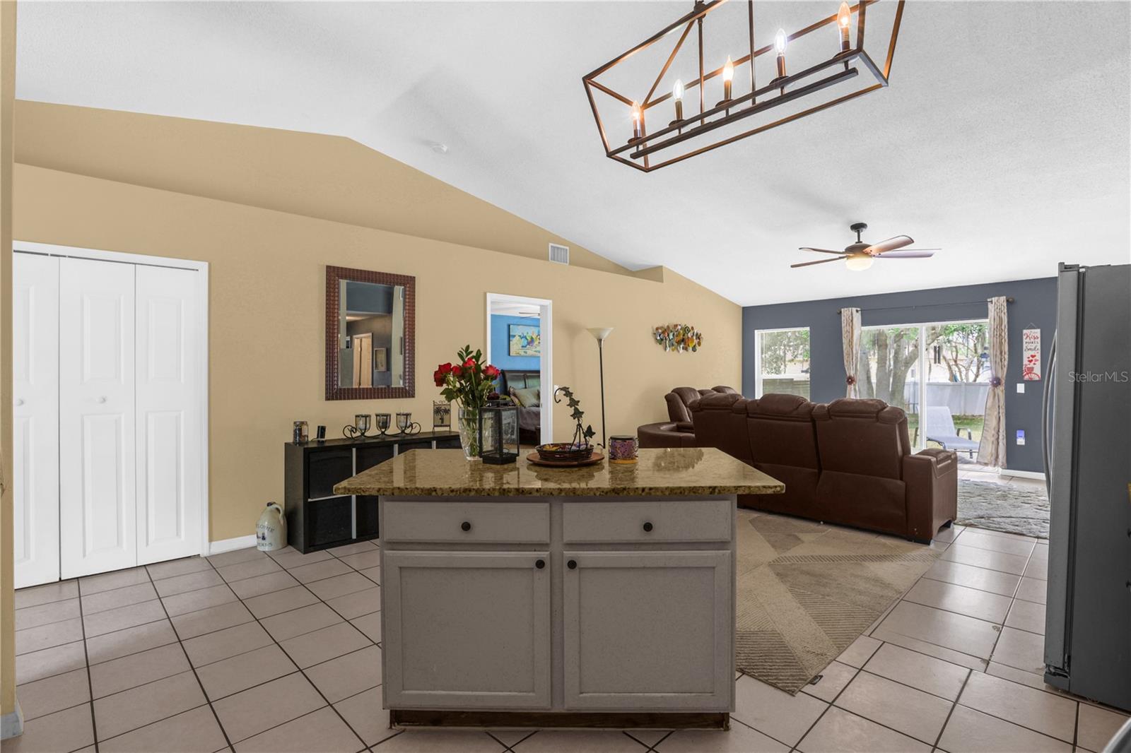 2940 EVANS DR, KISSIMMEE, FL, 34758
