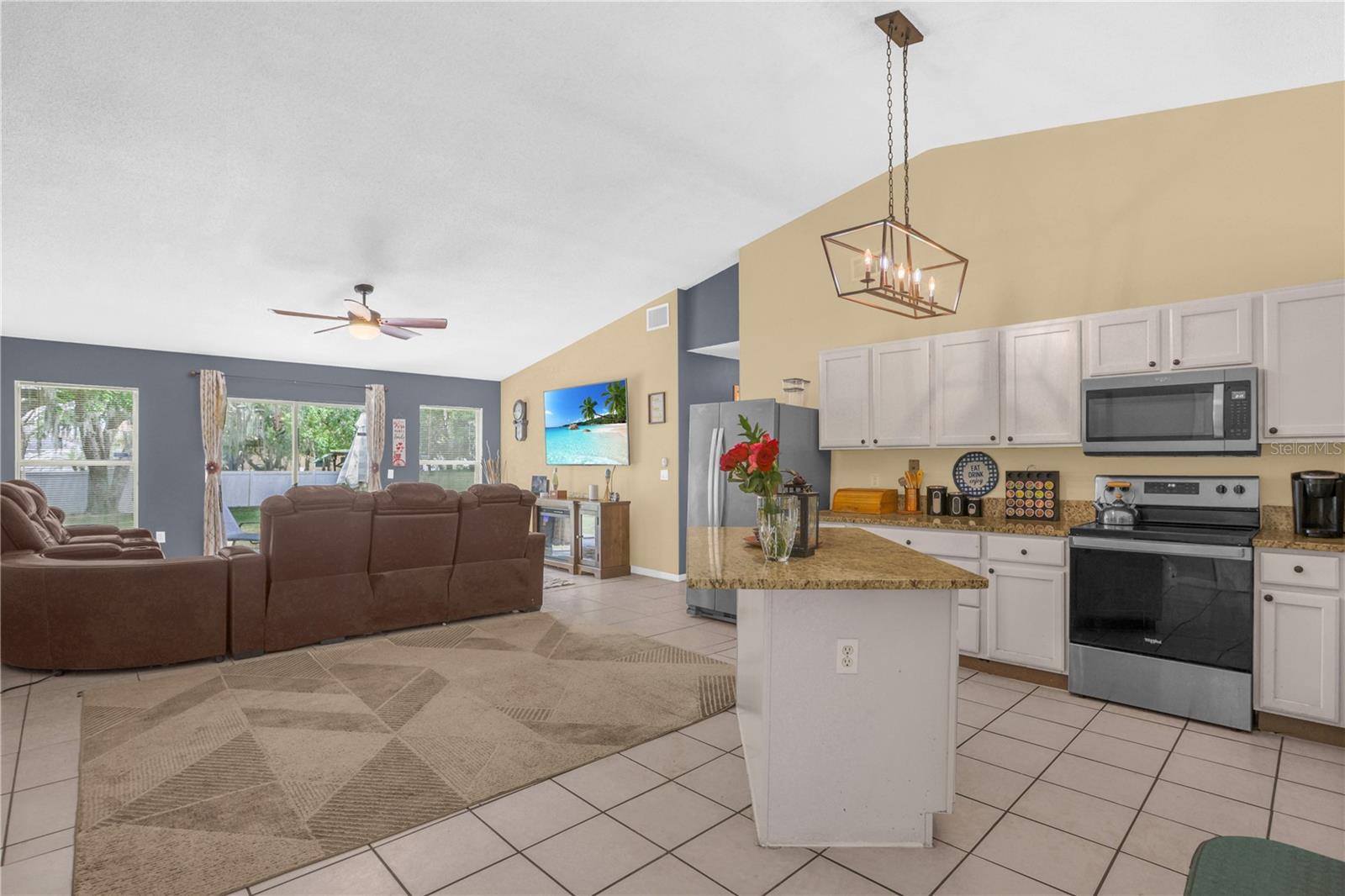 2940 EVANS DR, KISSIMMEE, FL, 34758
