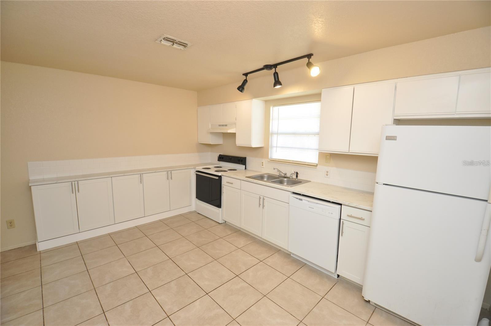 1743 AVENUE C NE, WINTER HAVEN, FL, 33881