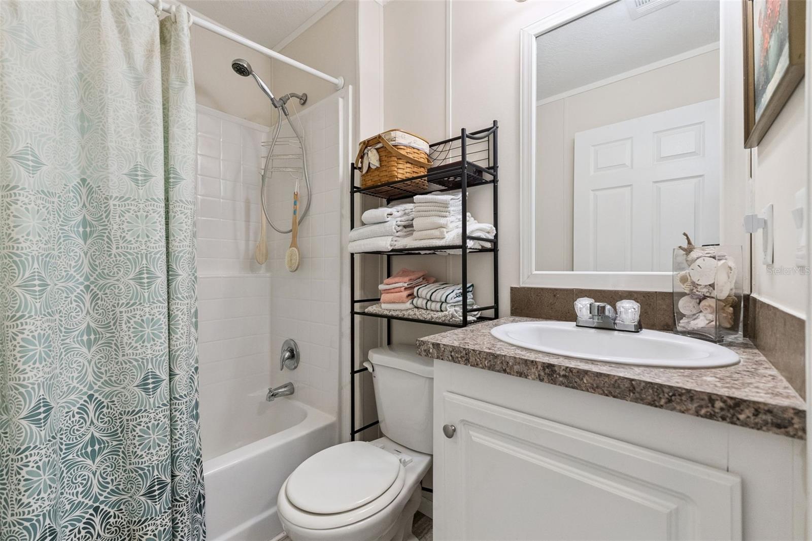 207 MARY AVE, NEW SMYRNA BEACH, FL, 32168