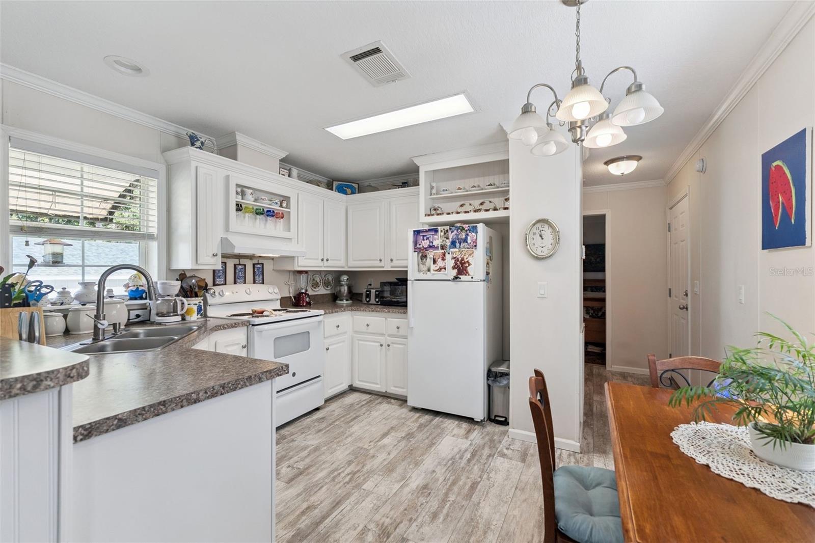 207 MARY AVE, NEW SMYRNA BEACH, FL, 32168