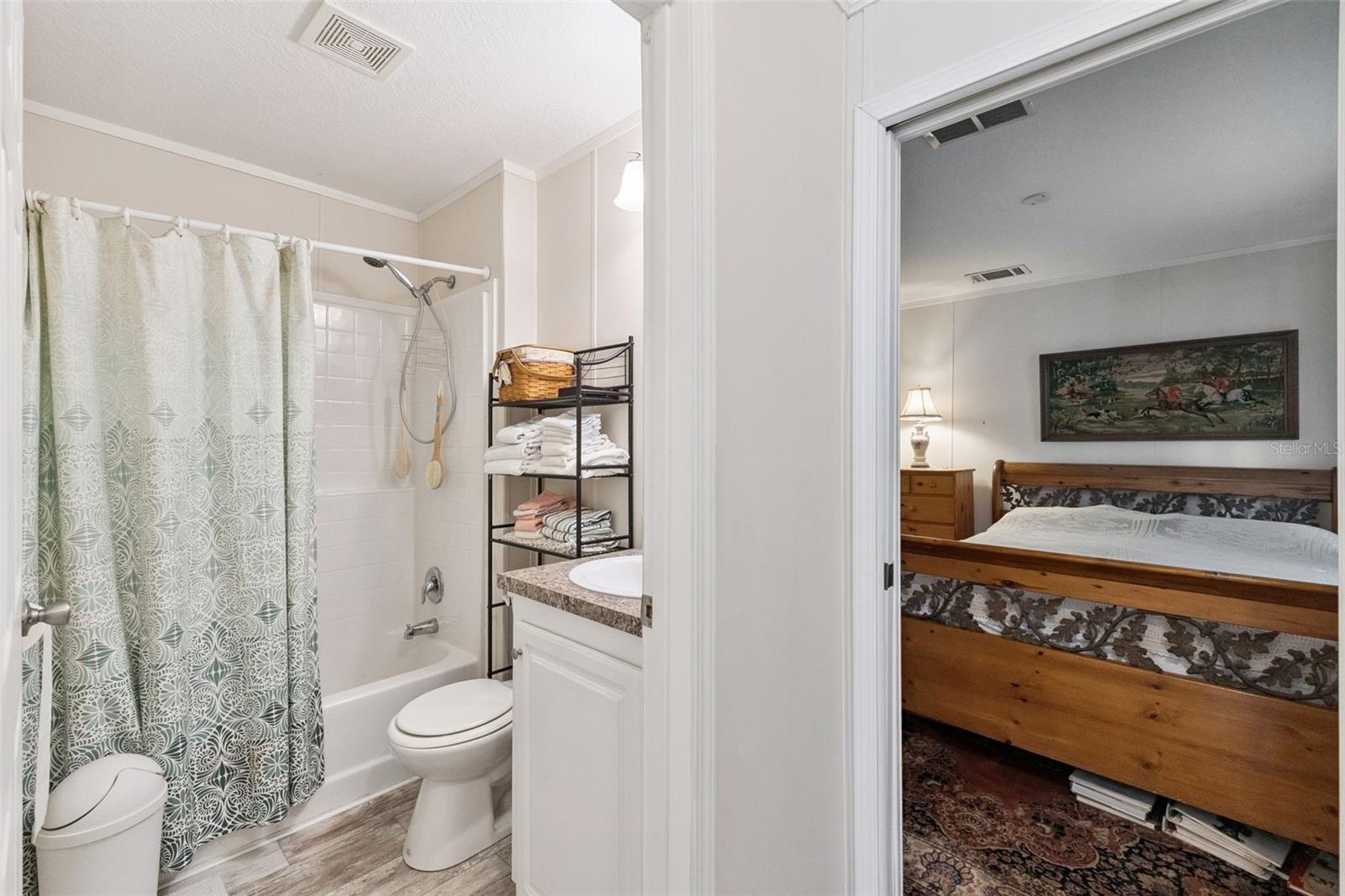 207 MARY AVE, NEW SMYRNA BEACH, FL, 32168