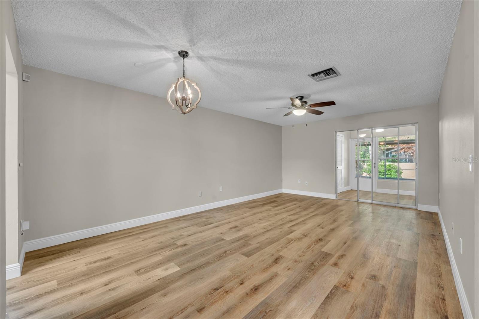 2 VILLA VILLAR CT #20, DELAND, FL, 32724