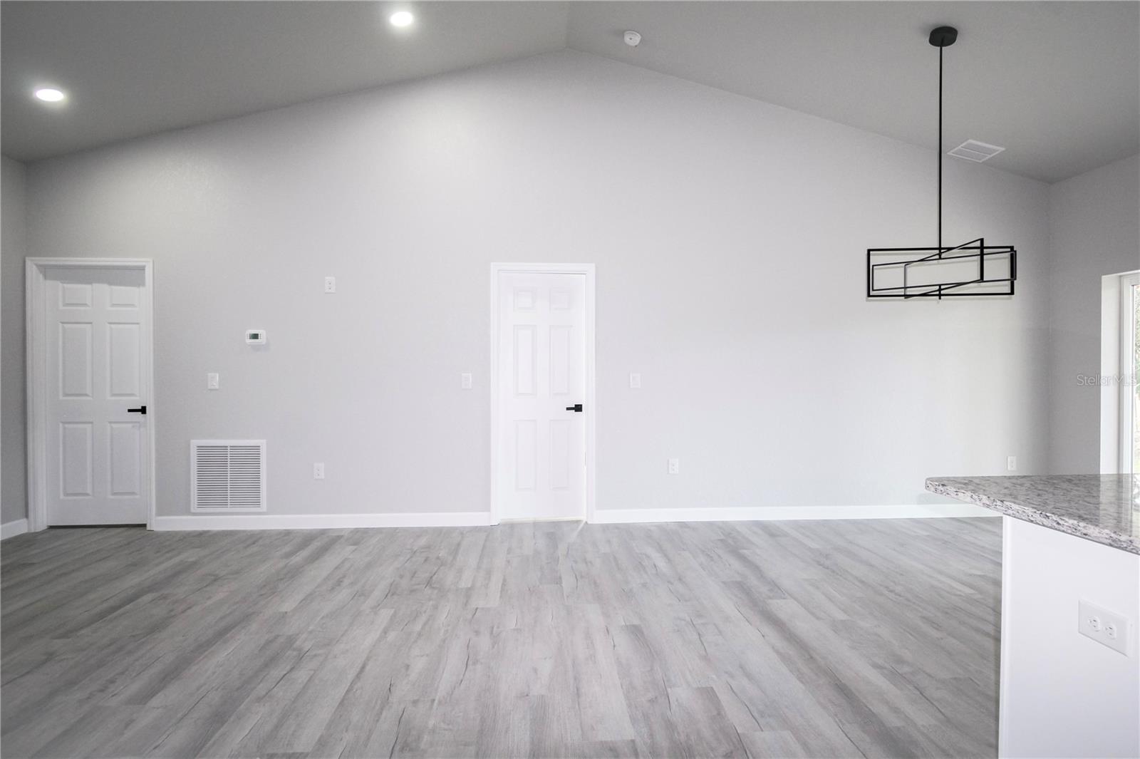 769 MEMORIAL DR, SEBRING, FL, 33870