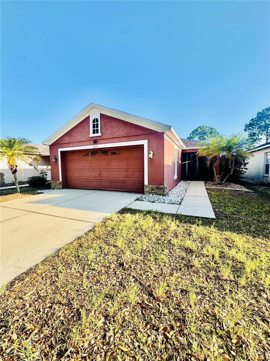 8035 CANTERBURY LAKE BLVD, TAMPA, FL, 33619