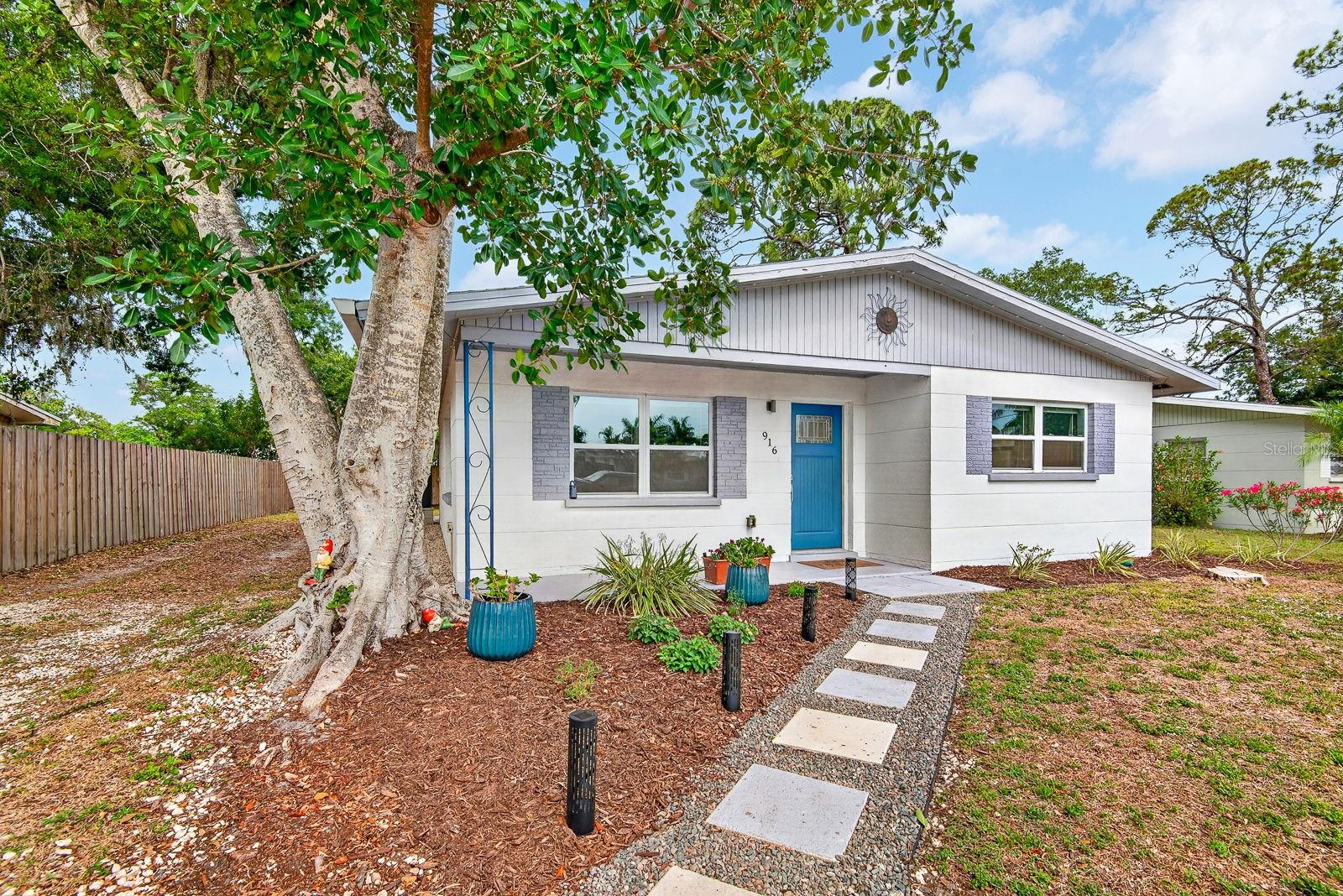 916 PATTISON AVE, SARASOTA, FL, 34237