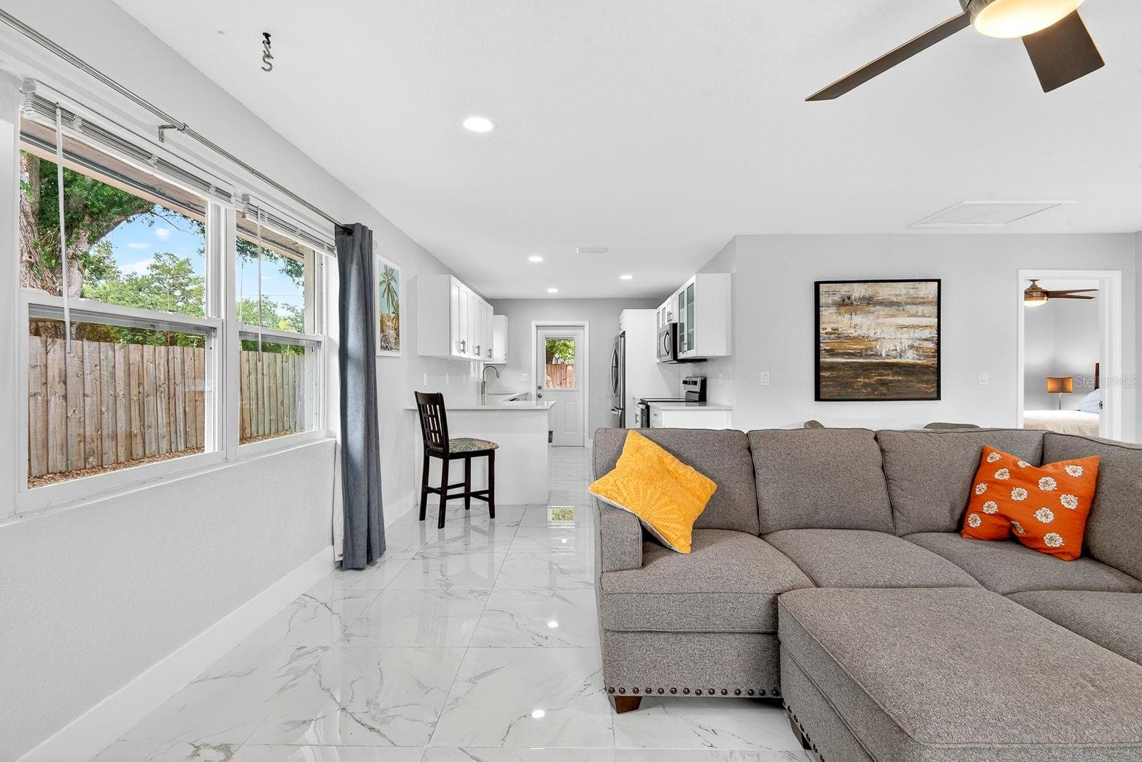 916 PATTISON AVE, SARASOTA, FL, 34237