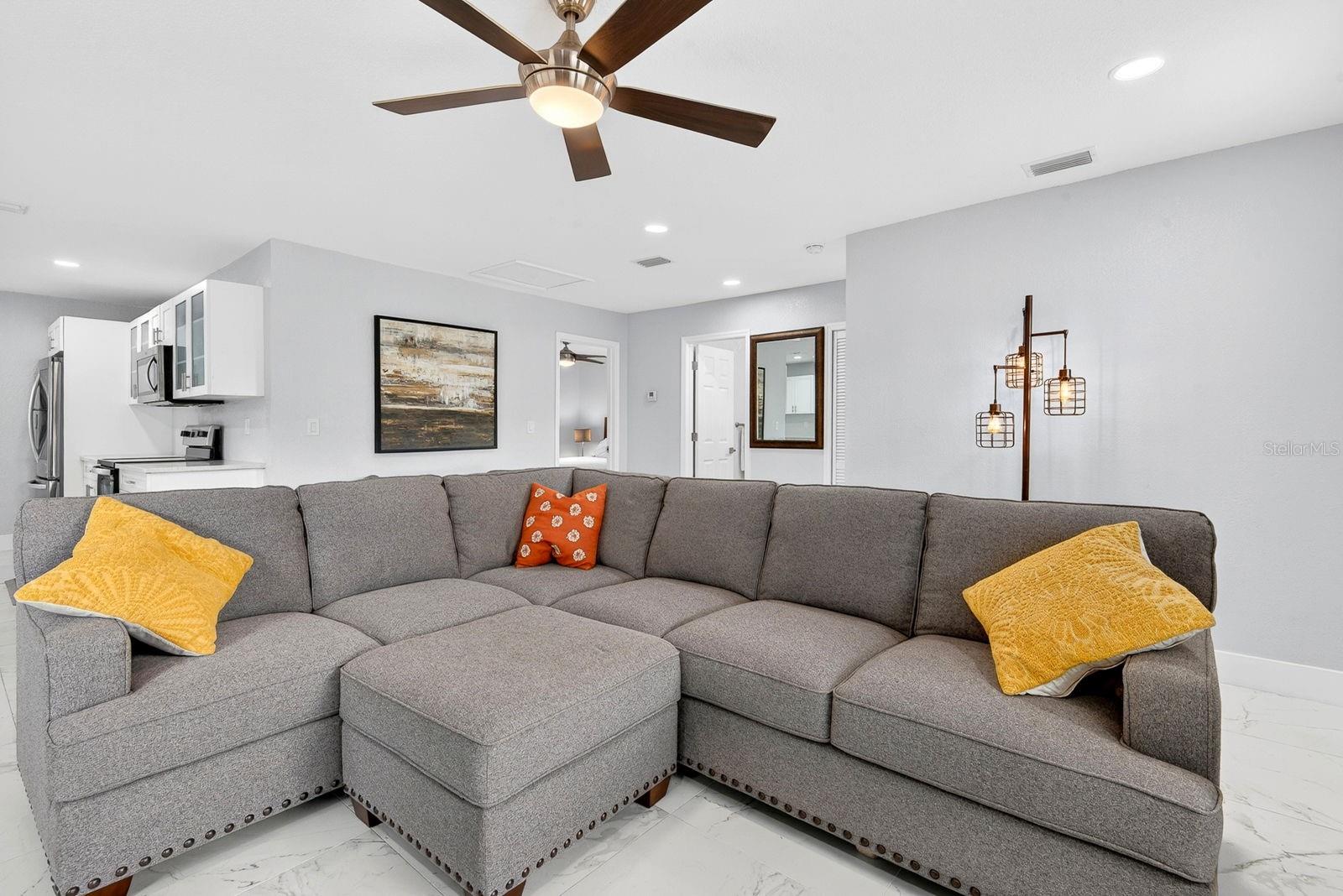 916 PATTISON AVE, SARASOTA, FL, 34237