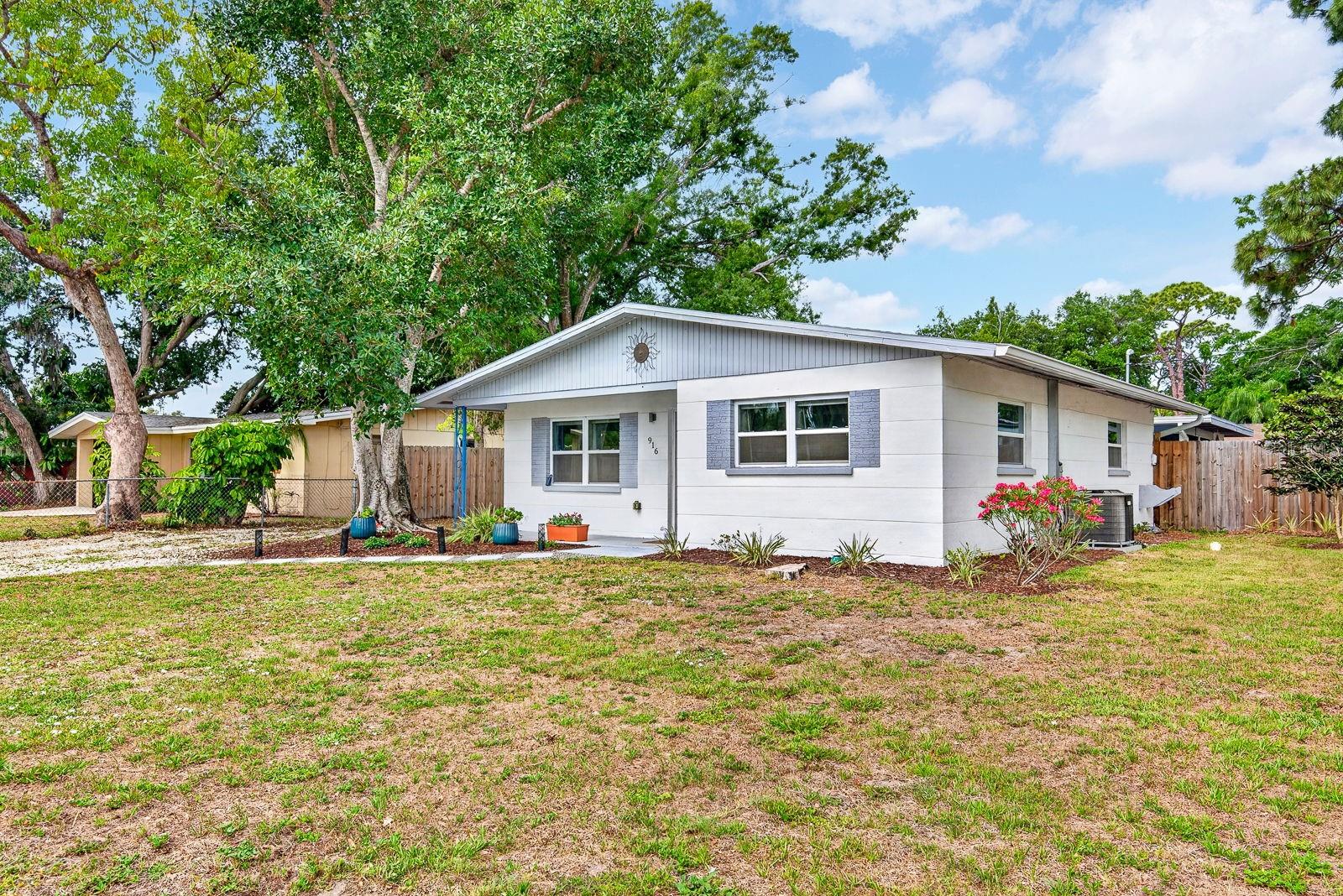 916 PATTISON AVE, SARASOTA, FL, 34237