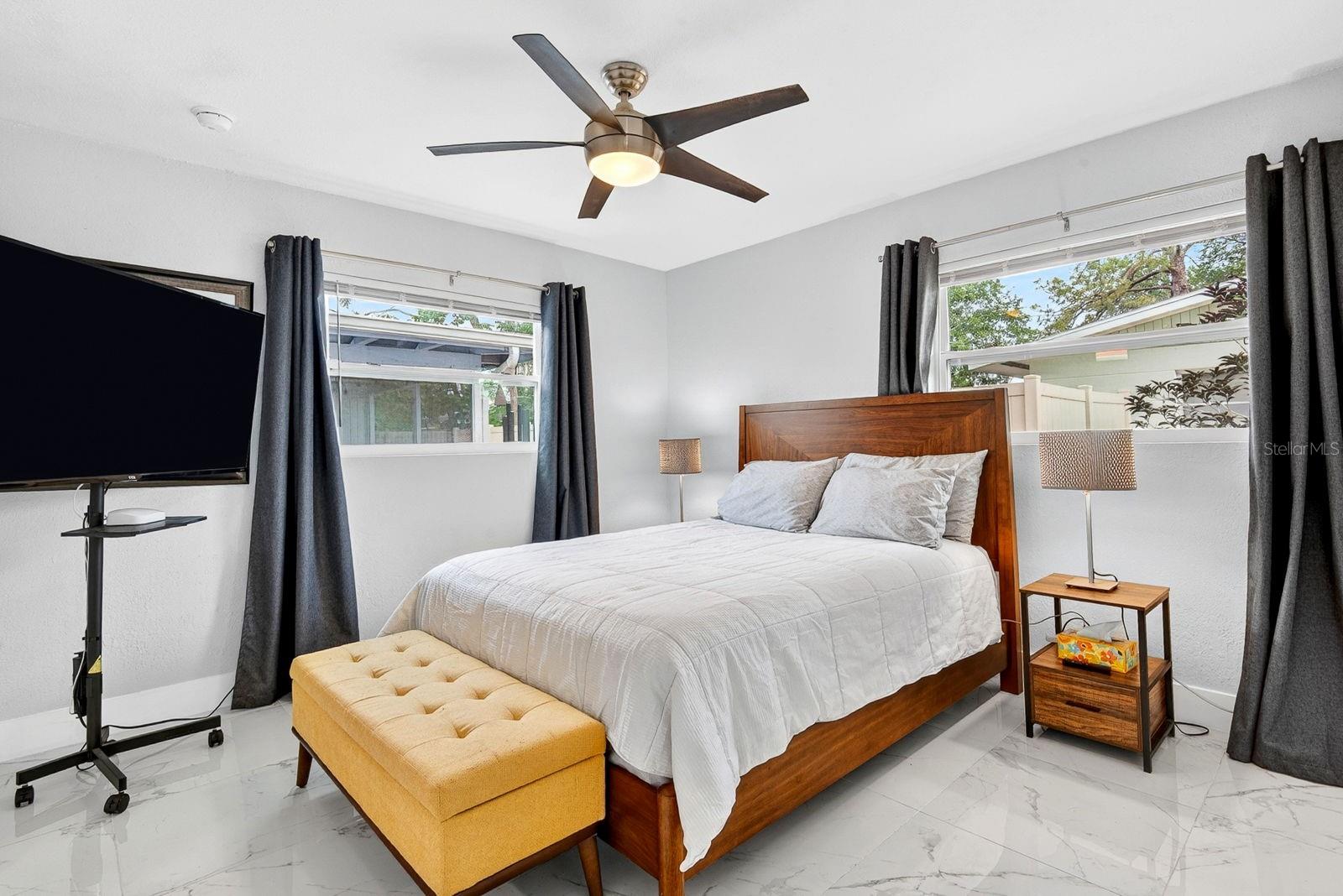 916 PATTISON AVE, SARASOTA, FL, 34237