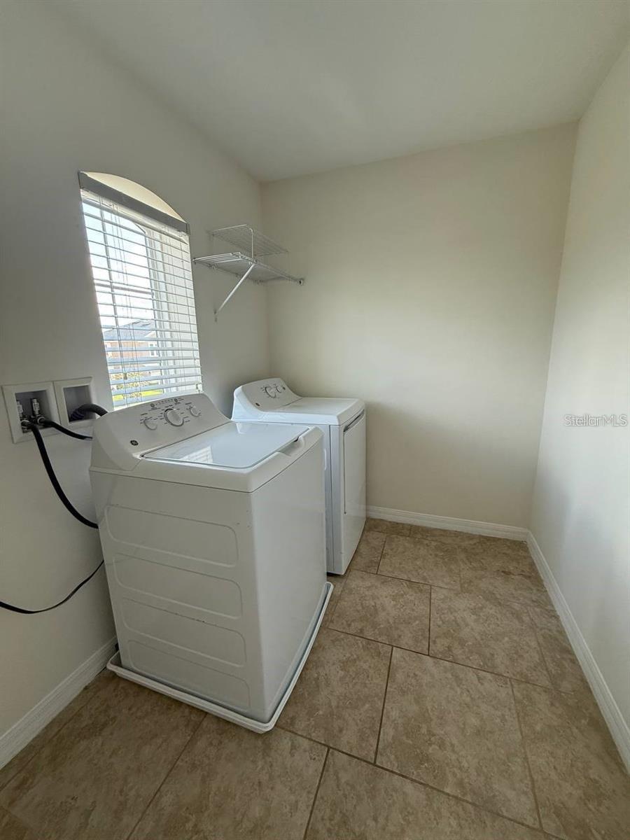 2342 BEACON LANDING CIR, ORLANDO, FL, 32824