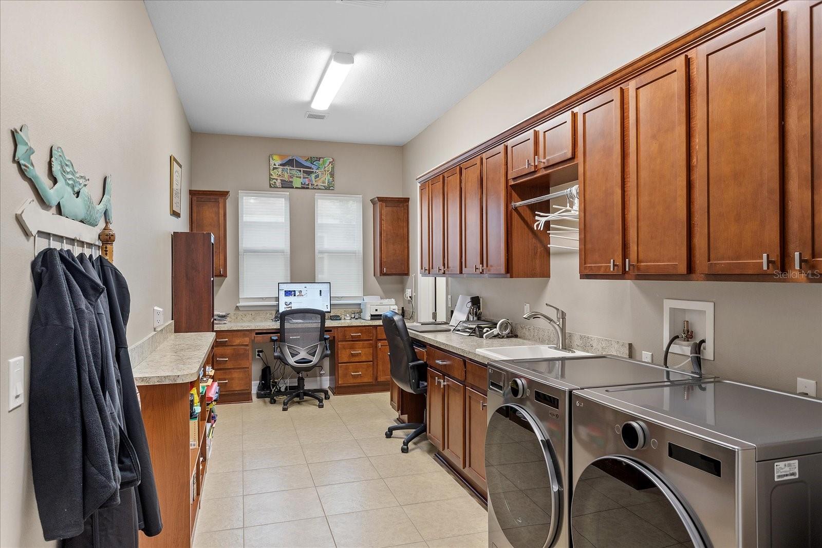 187 BALMY COAST RD, GROVELAND, FL, 34736