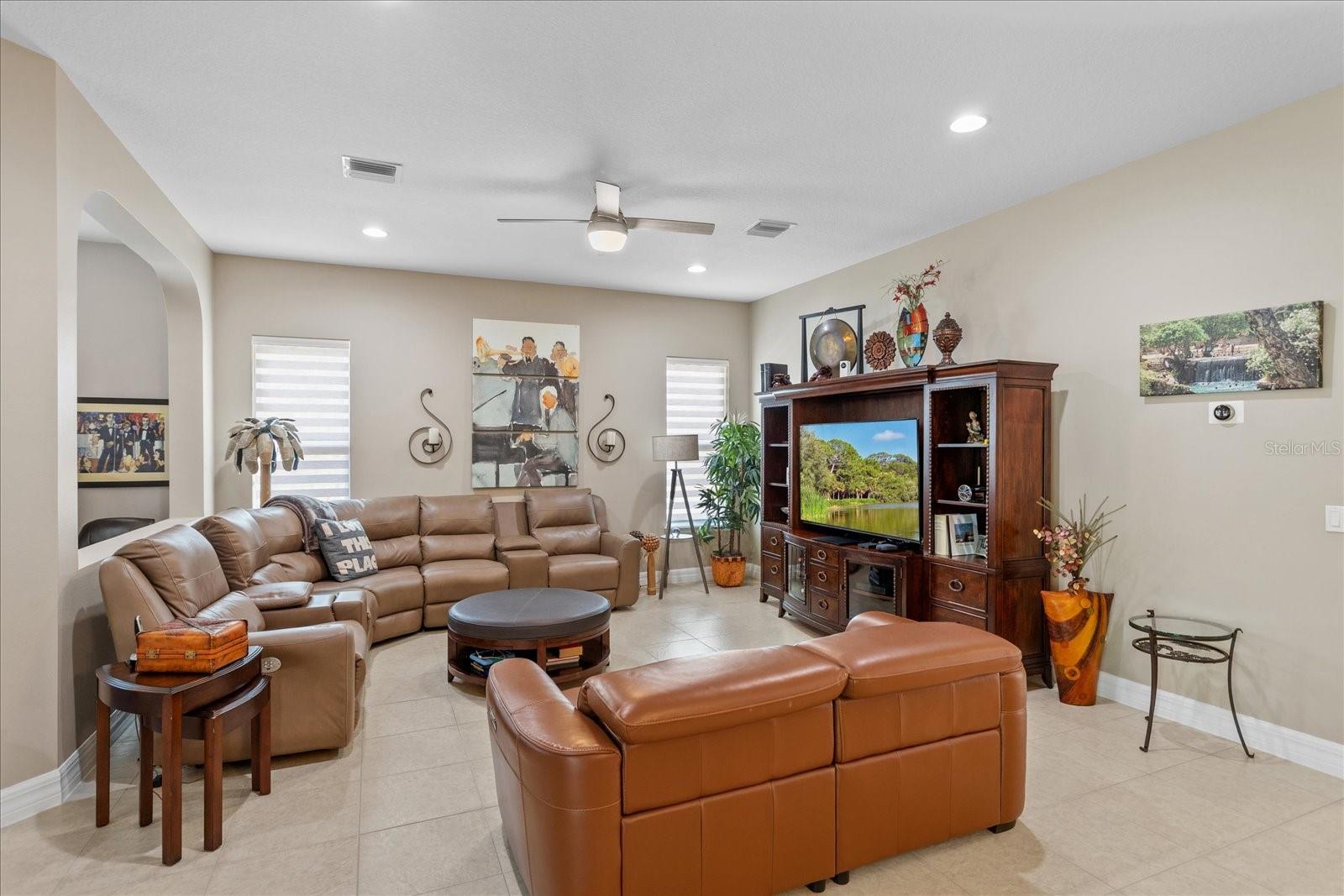 187 BALMY COAST RD, GROVELAND, FL, 34736