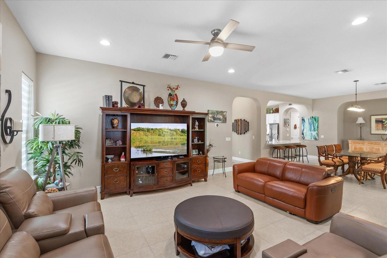 187 BALMY COAST RD, GROVELAND, FL, 34736