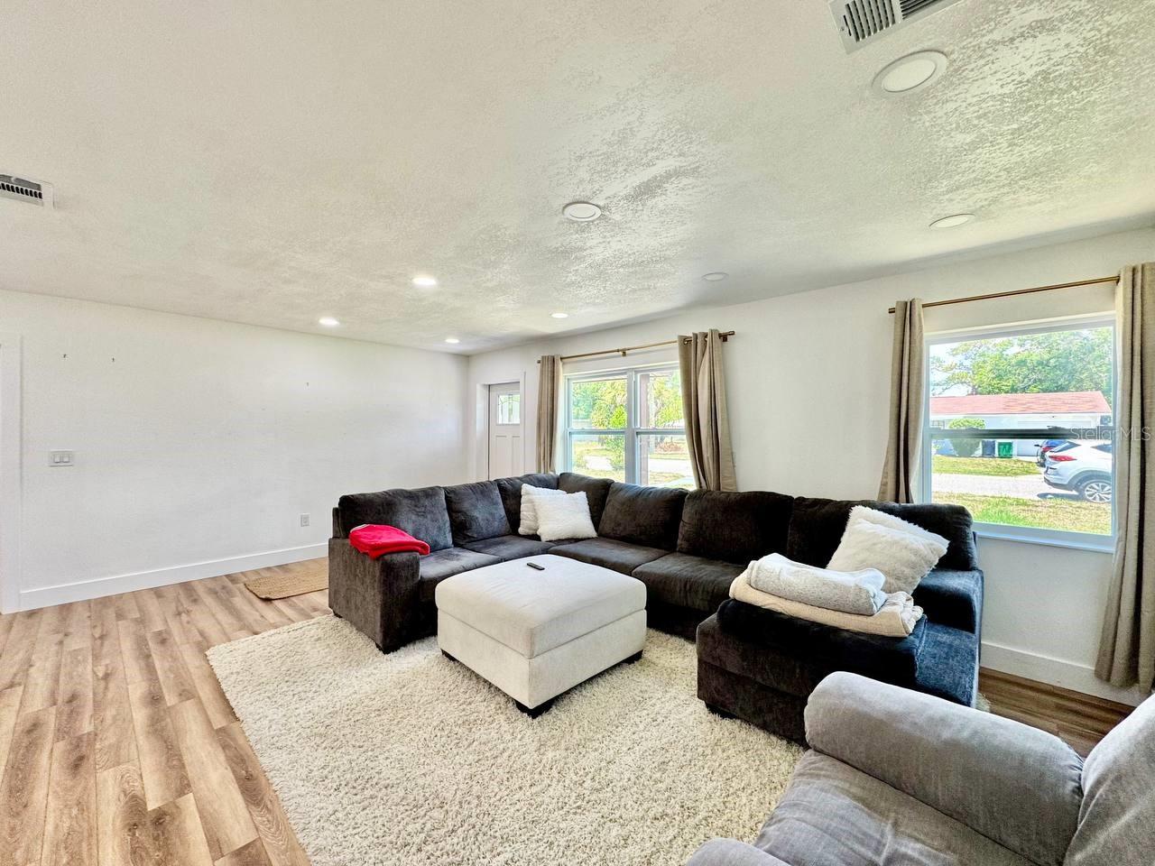 3814 W TYSON AVE, TAMPA, FL, 33611