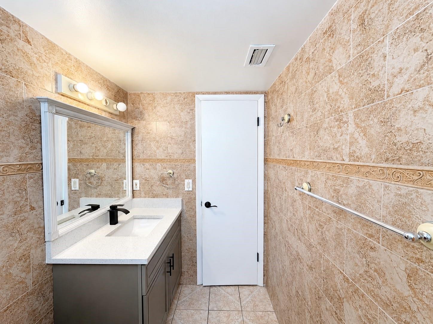 2014 WINNEBAGO TRL, CASSELBERRY, FL, 32730