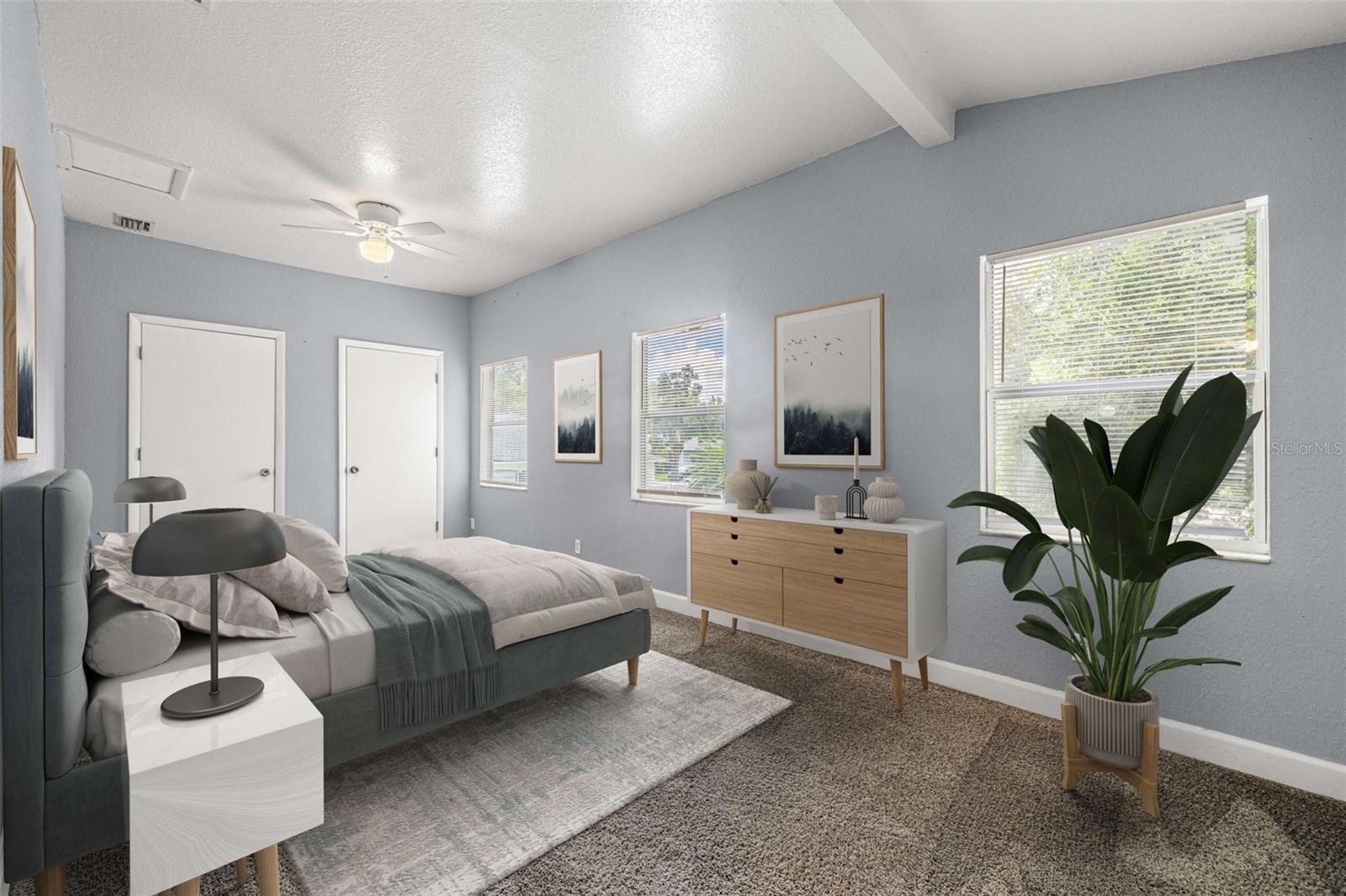 305 E HANNA AVE, TAMPA, FL, 33604