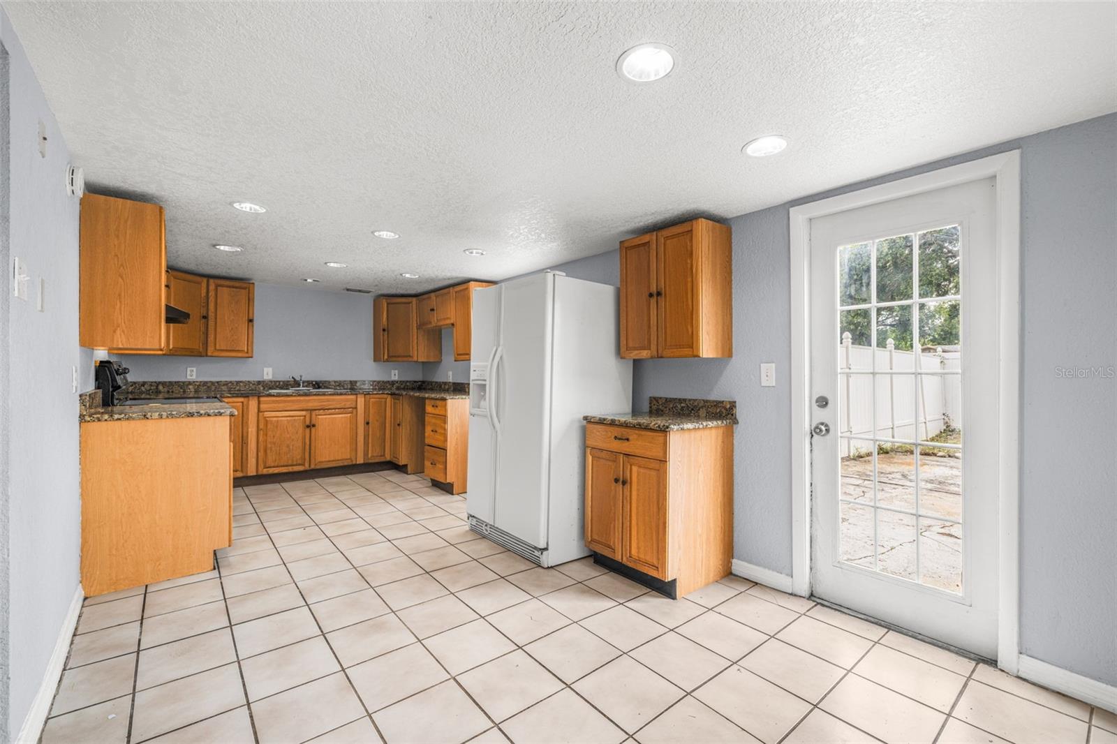 305 E HANNA AVE, TAMPA, FL, 33604