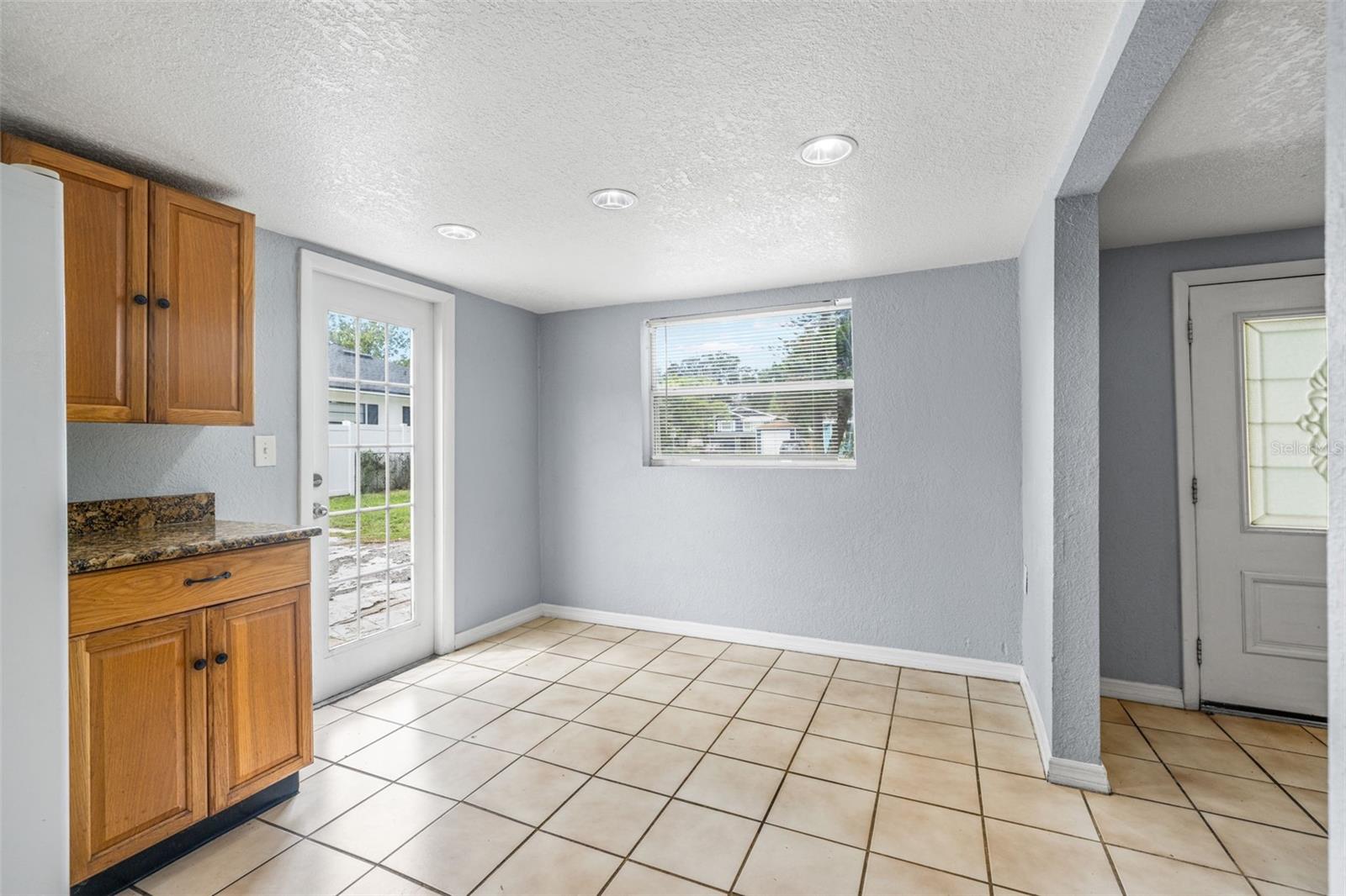 305 E HANNA AVE, TAMPA, FL, 33604