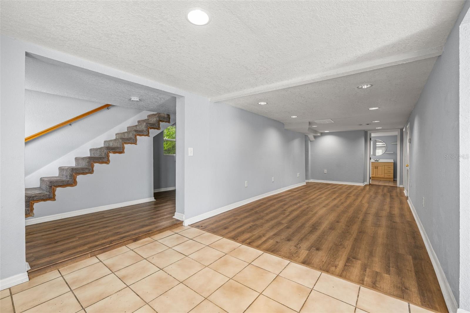 305 E HANNA AVE, TAMPA, FL, 33604
