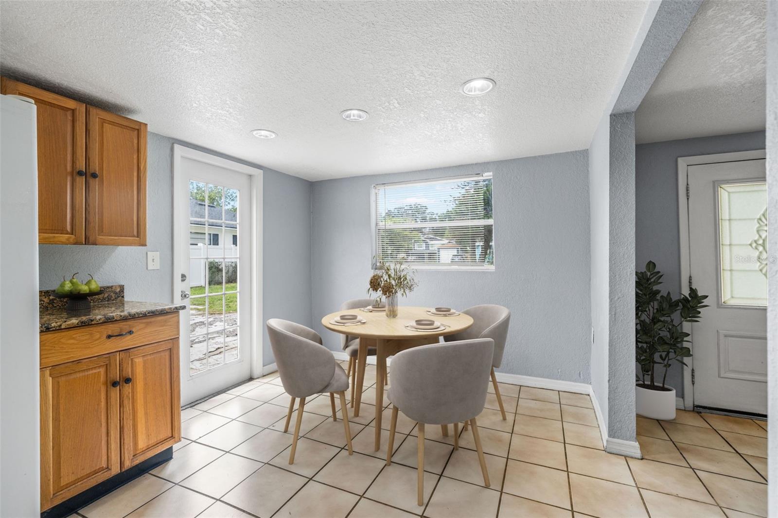 305 E HANNA AVE, TAMPA, FL, 33604