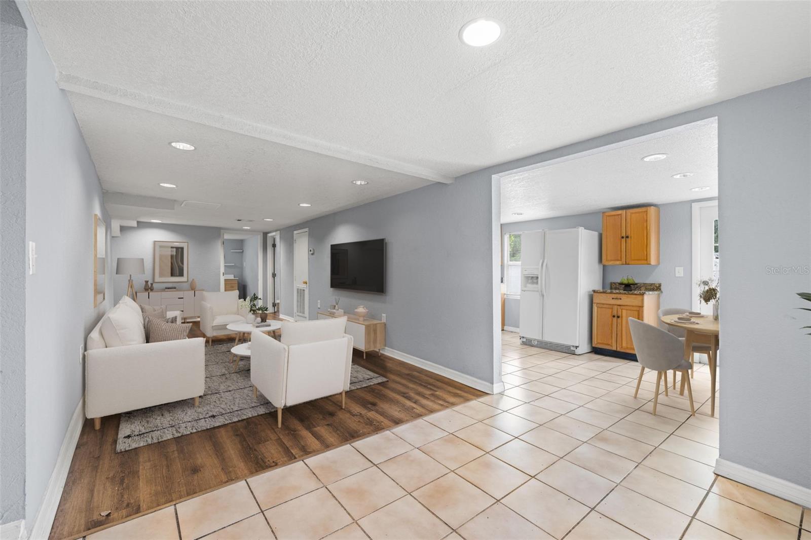 305 E HANNA AVE, TAMPA, FL, 33604