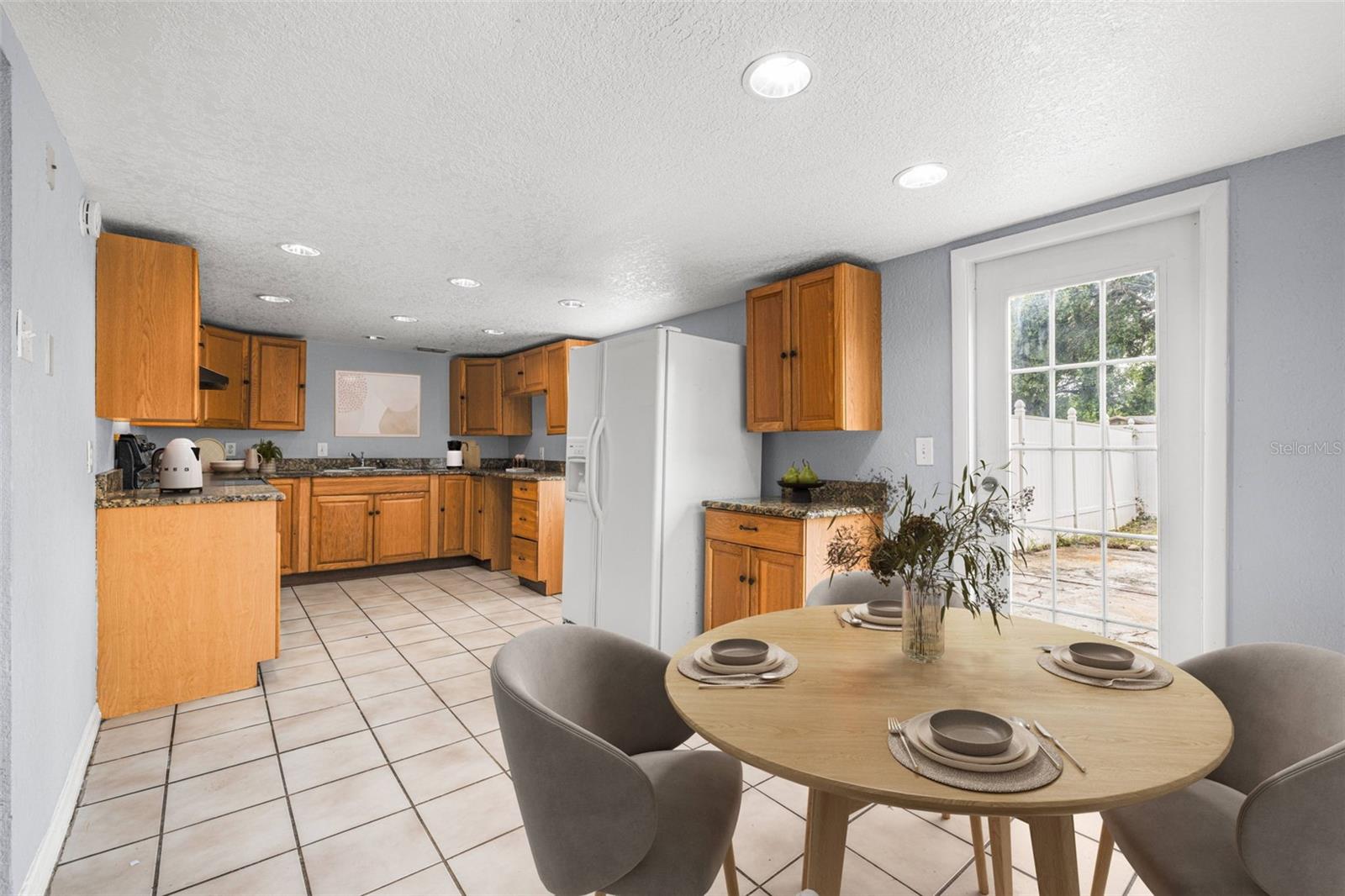 305 E HANNA AVE, TAMPA, FL, 33604