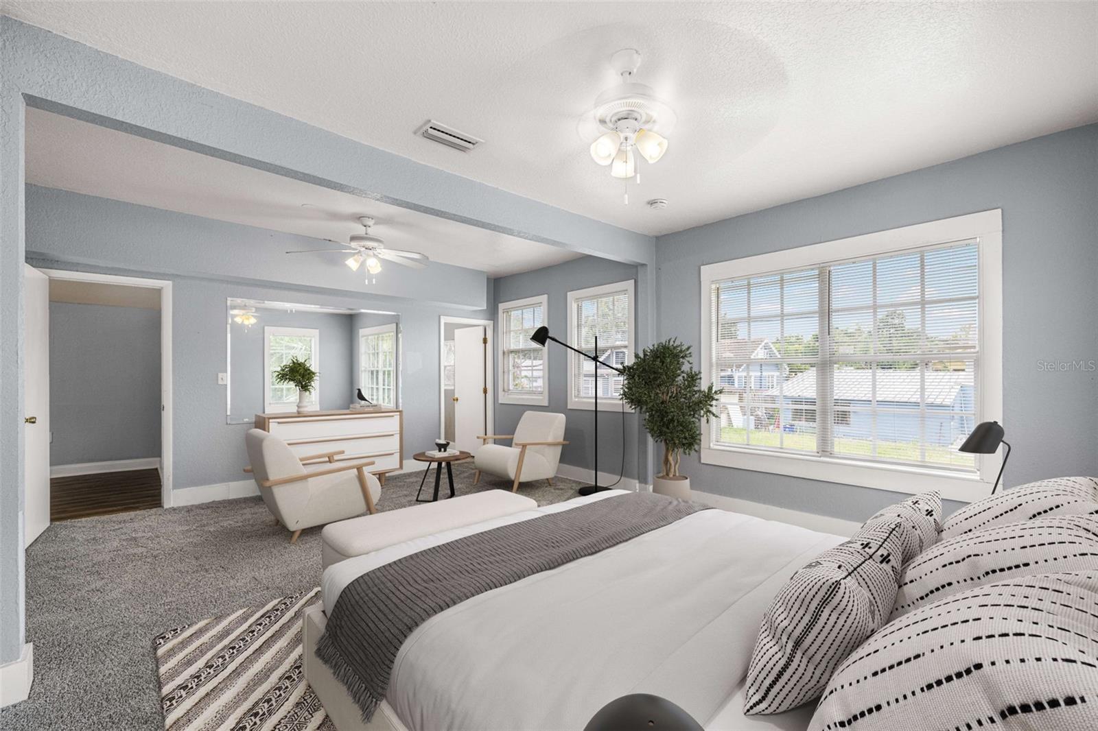 305 E HANNA AVE, TAMPA, FL, 33604