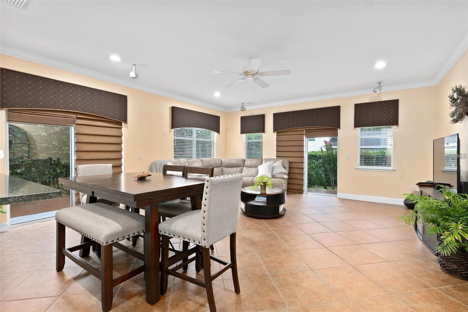 828 ELLWOOD AVE #J, ORLANDO, FL, 32804