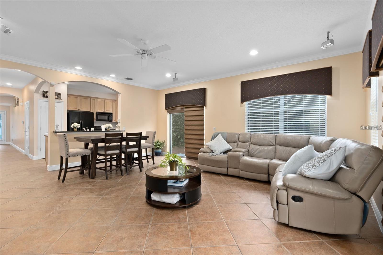 828 ELLWOOD AVE #J, ORLANDO, FL, 32804