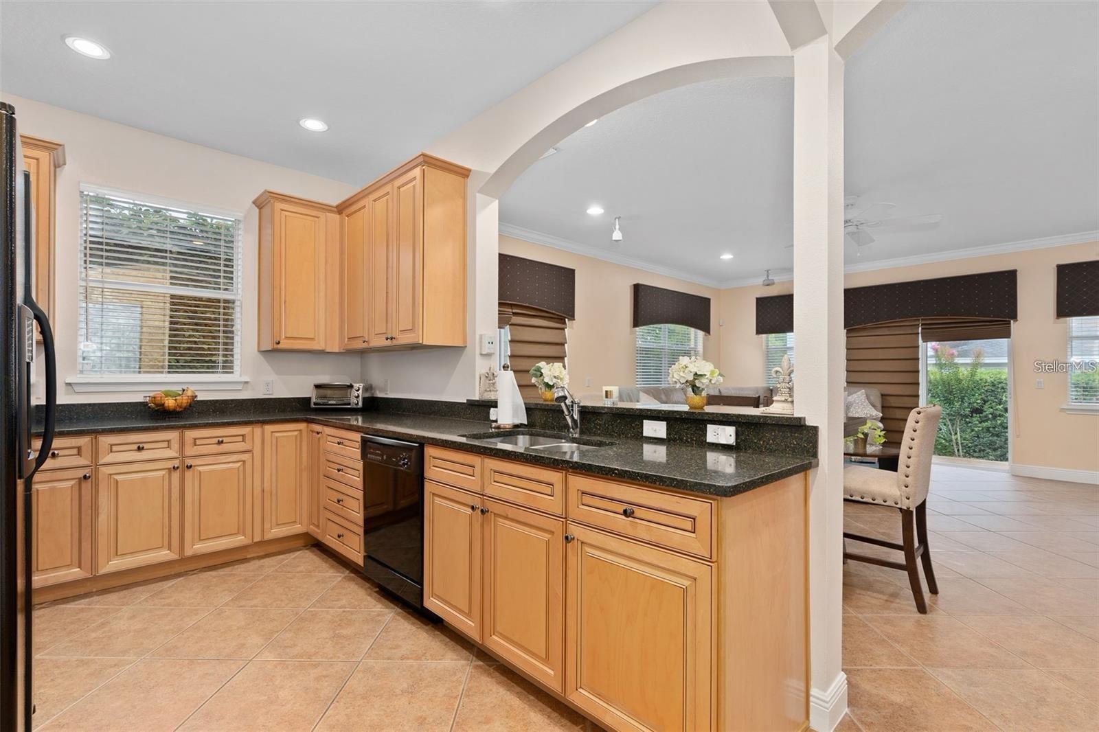 828 ELLWOOD AVE #J, ORLANDO, FL, 32804